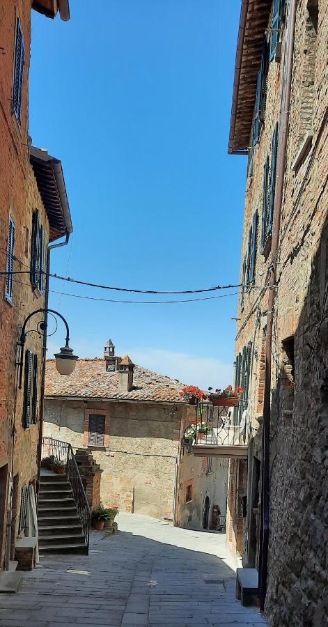 Alla Rocca Del Lago Dimore Passignano sul Trasimeno Eksteriør bilde