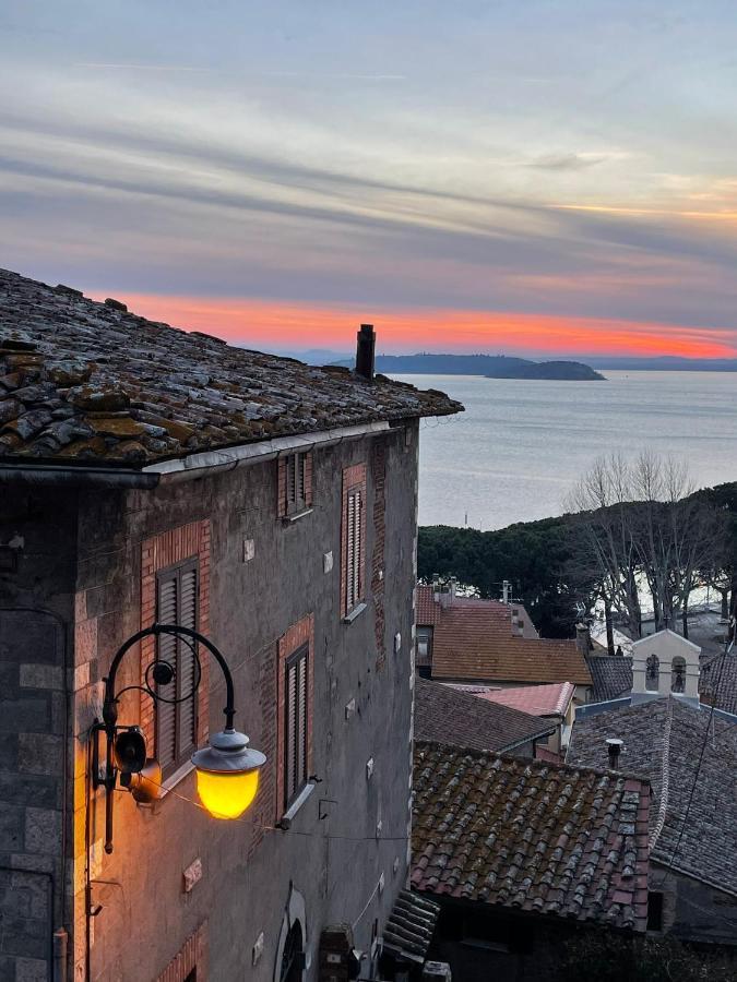 Alla Rocca Del Lago Dimore Passignano sul Trasimeno Eksteriør bilde
