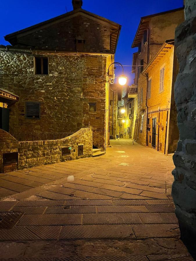 Alla Rocca Del Lago Dimore Passignano sul Trasimeno Eksteriør bilde