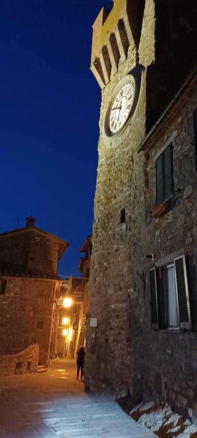 Alla Rocca Del Lago Dimore Passignano sul Trasimeno Eksteriør bilde